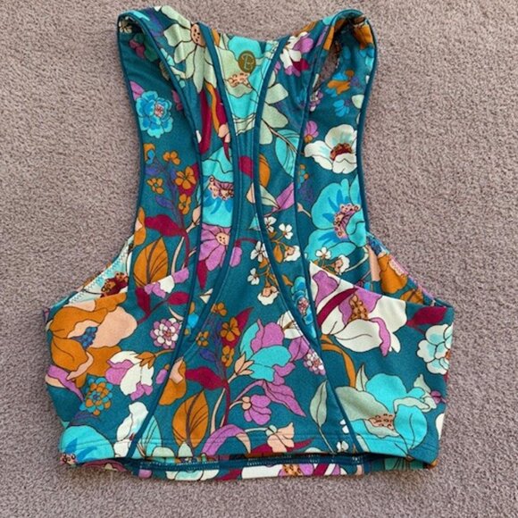 Beach Bunny - B|Fit - Activewear Set of 3 - Spencer Legging & Tops - XSMALL - Picture 3 of 6